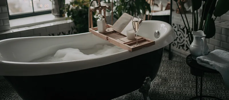 Full Bed Bathtub Replacement in St. Catharines, ON
